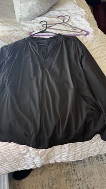 Nike Dri-Fit Bliss Women's Full Zip Black Bomber Jacket 3x